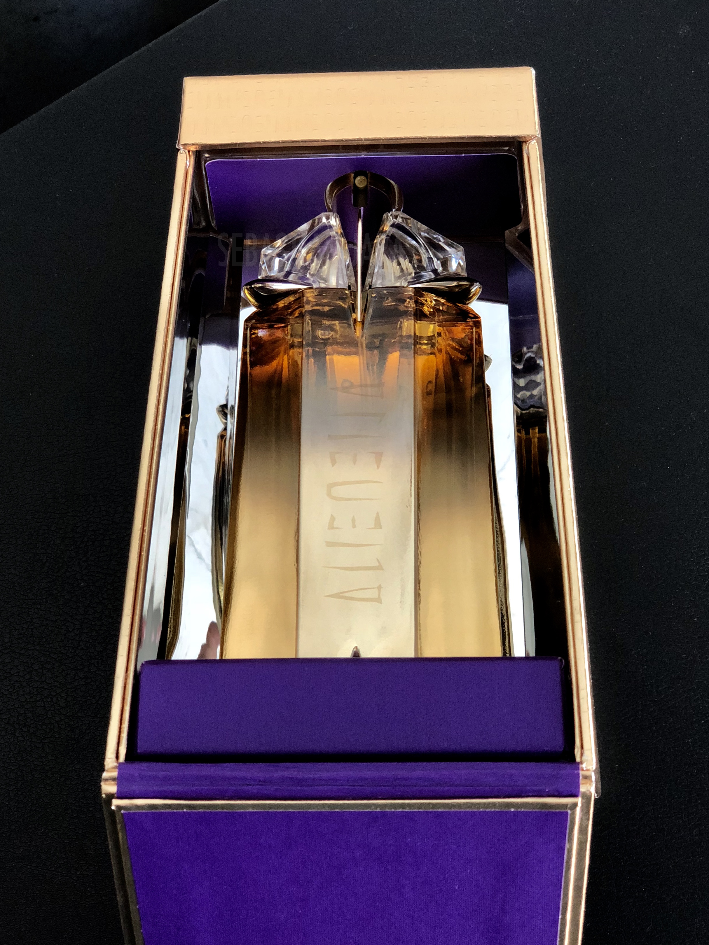 alien mugler oud