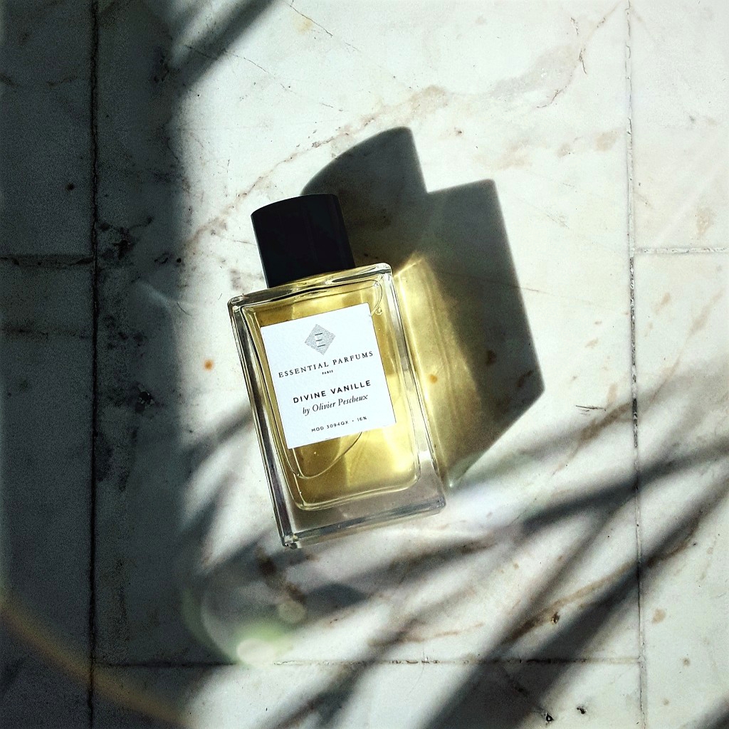 orange santal essential parfums