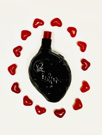 black heart perfume