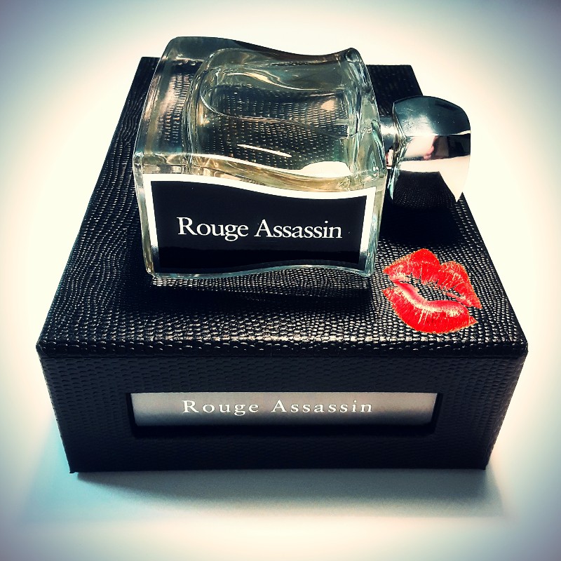 Jovoy Paris Rouge Assassin Review Am lie Bourgeois Genderless