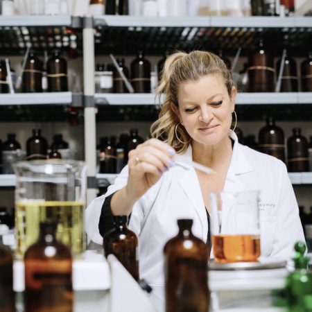 musk scent origin