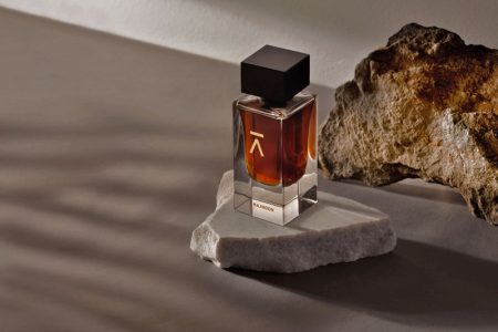 Offizielles Foto von Azman Perfumes Majnoon